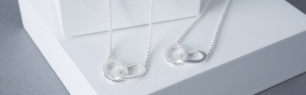 Collection of delicate sterling silver jewellery