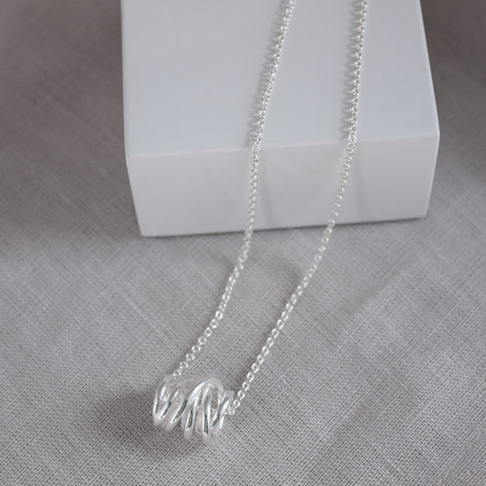 Carolyn Swirl Pendant Necklace