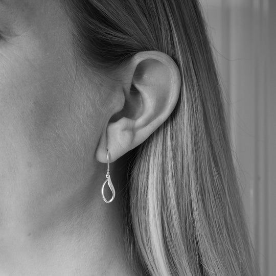 Elize Teardrop Drop Earrings
