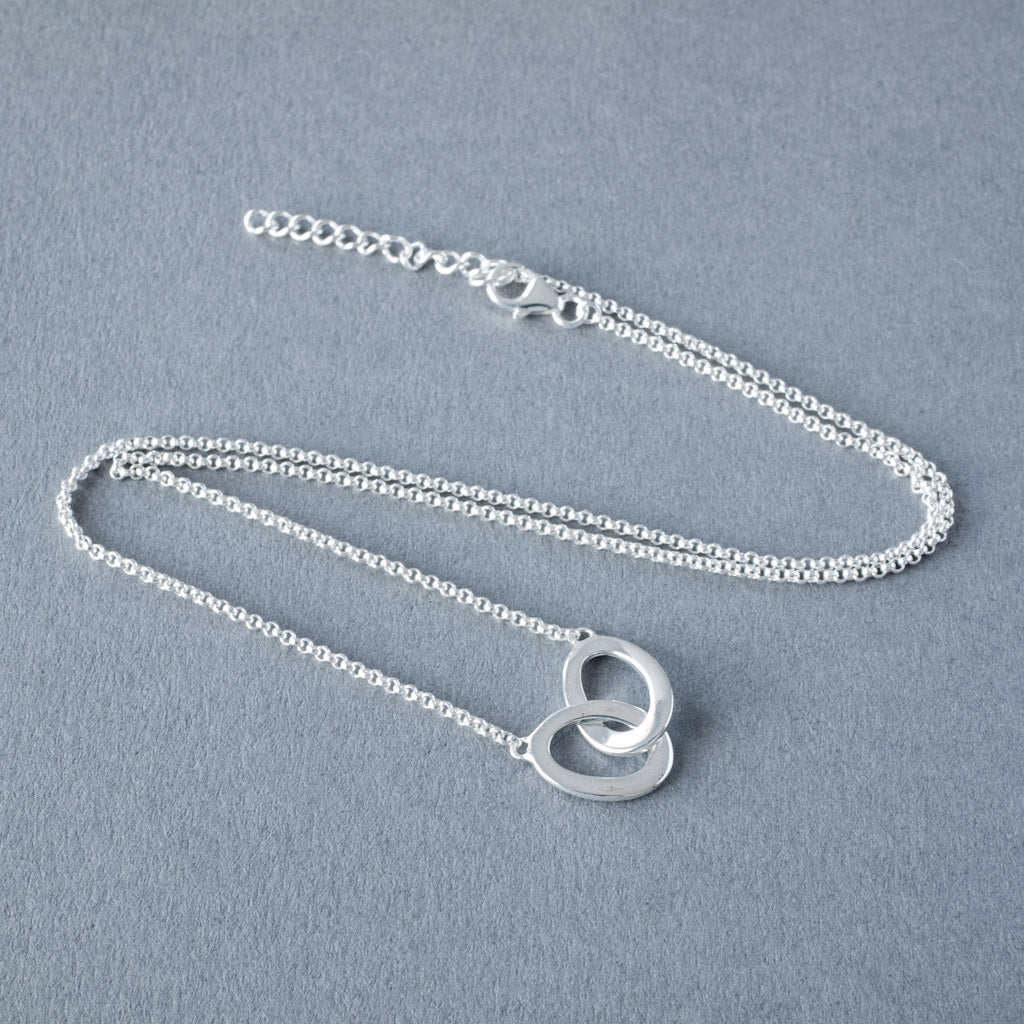 Connected Sterling Silver ovals Necklace