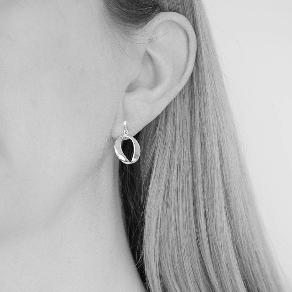 Sterling Silver Colette Round Circle Wavy Drop Earrings