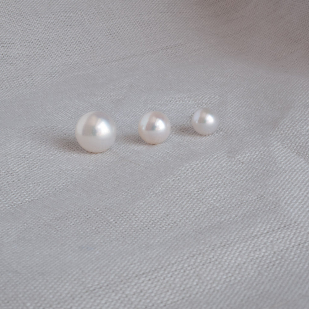 Grace Classic Freshwater White Button Pearl Stud Earrings Silver