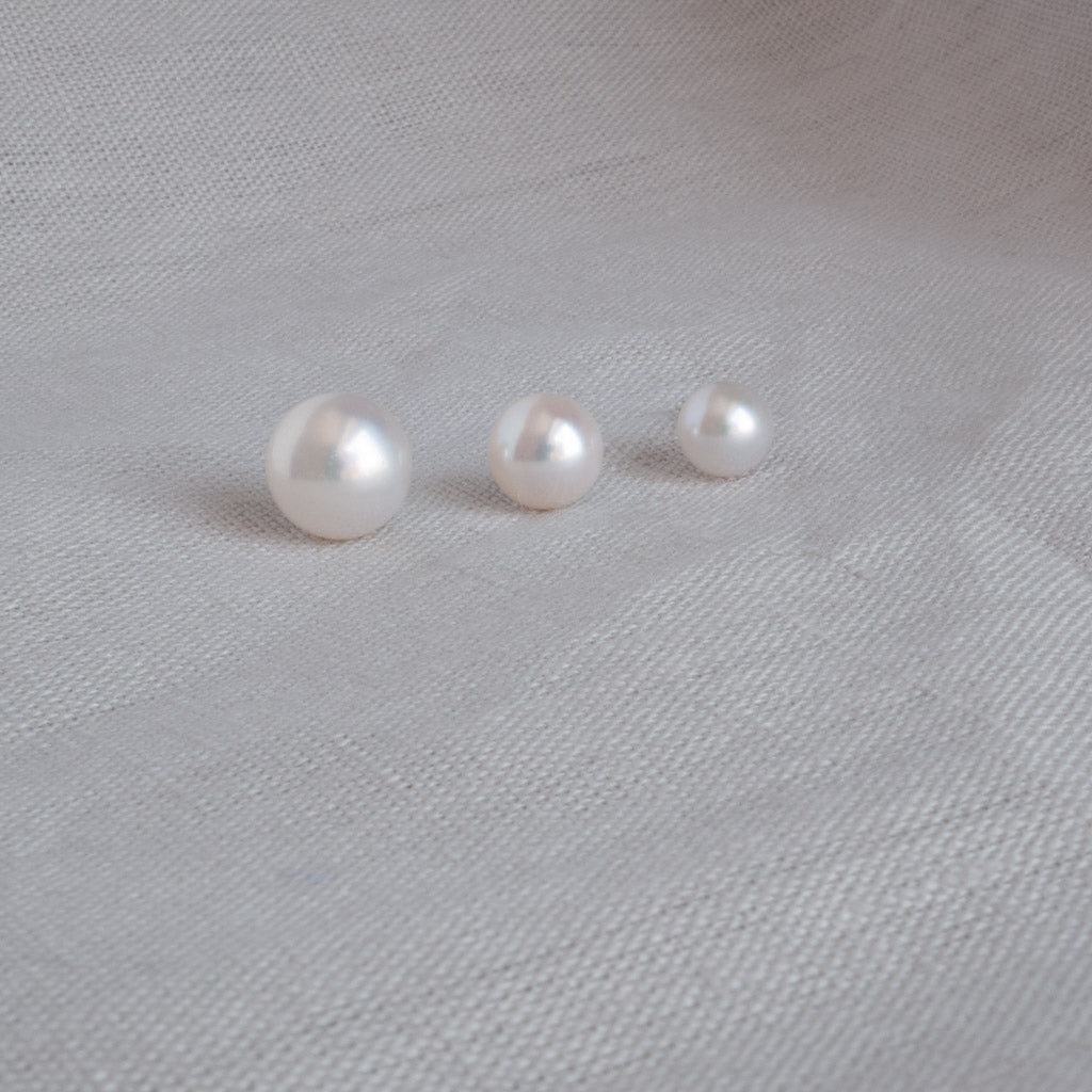 Grace Classic Freshwater White Button Pearl Stud Earrings Silver