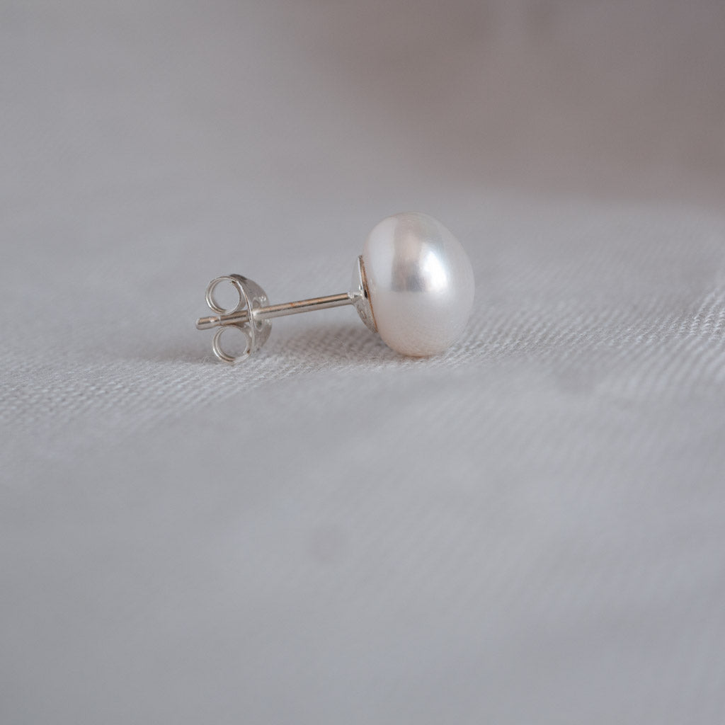 Grace Classic Freshwater White Button Pearl Stud Earrings Silver