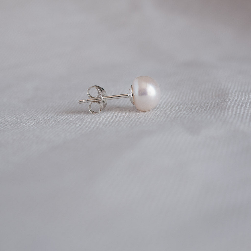 Grace Classic Freshwater White Button Pearl Stud Earrings Silver