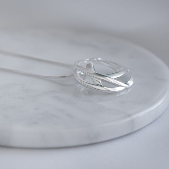 Greta Organic Circle Pendant Necklace Sterling Silver