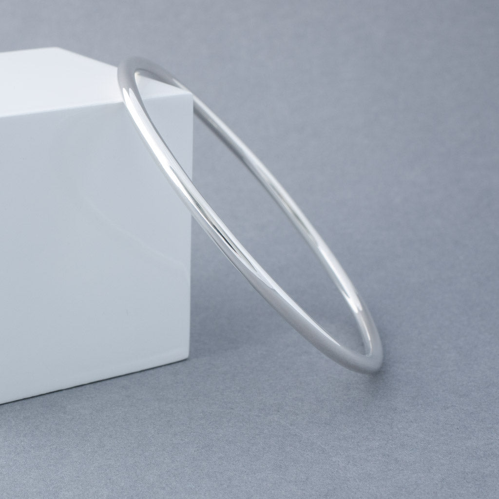 Classic Plain Round Solid Silver Bangle